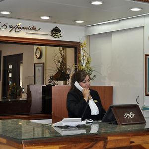 Hotel 5A Avenida